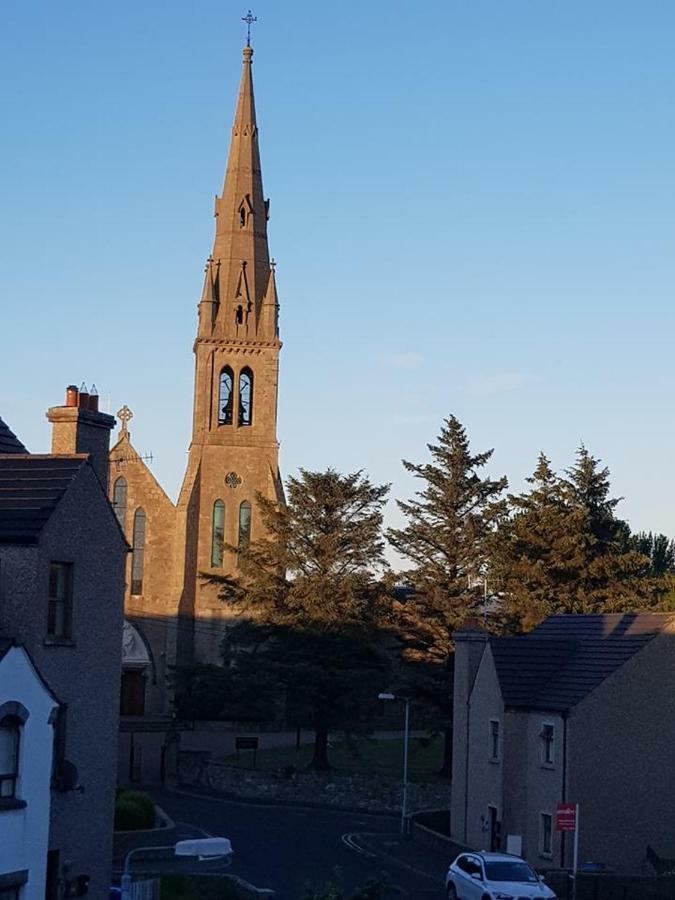 Villa Spire View Townhouse Ballycastle Exterior foto